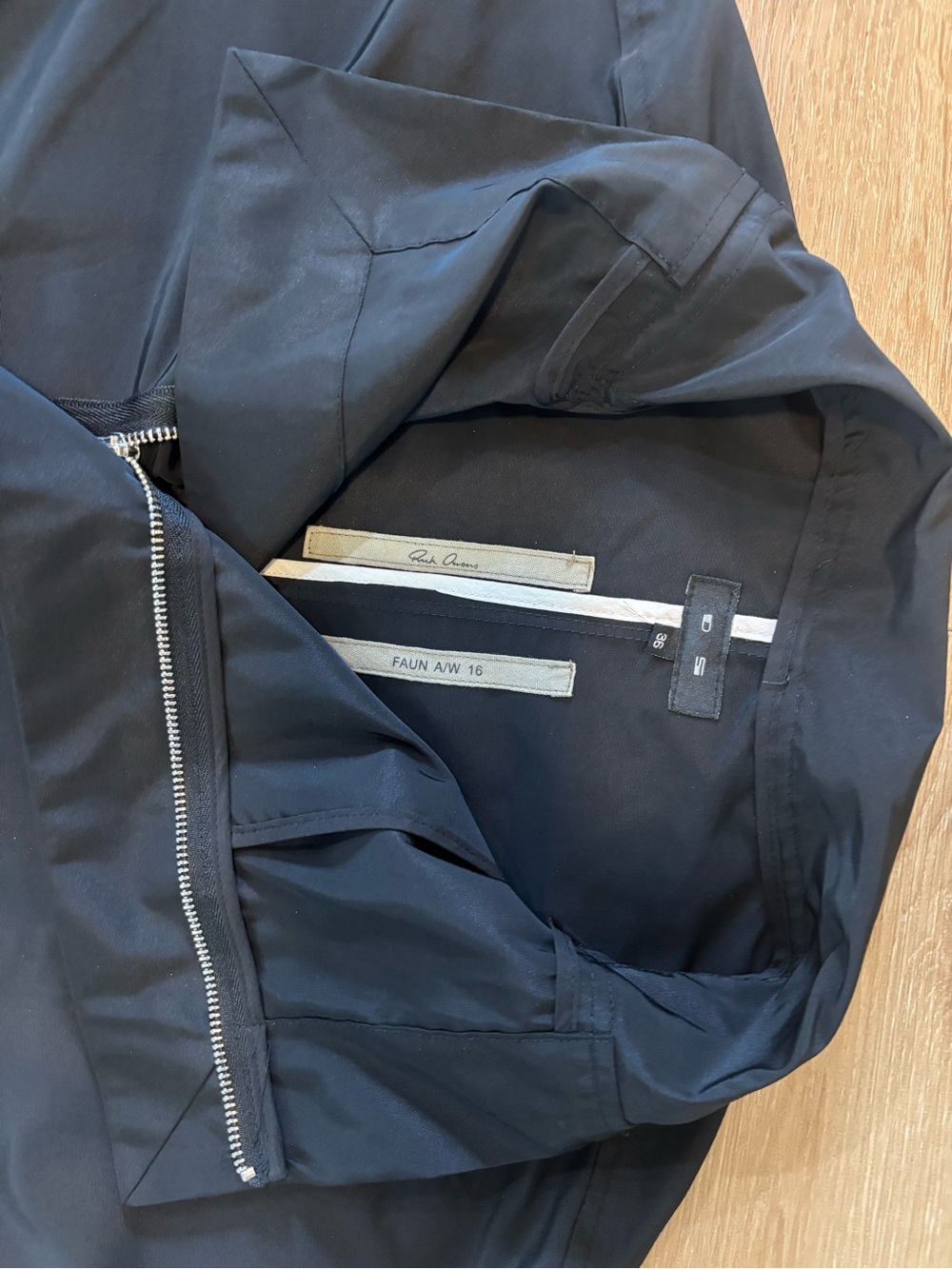Rick Owens Black Short-Sleeve Jacket 36 - Picture 2 of 8